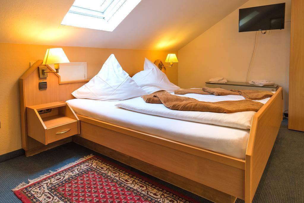 Hotel Zum Lieben Augustin Meersburg Pokoj fotografie